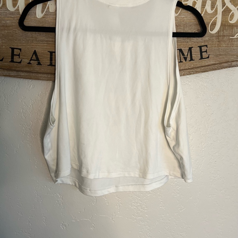 Fabletics Crop top - Picture 3 of 3